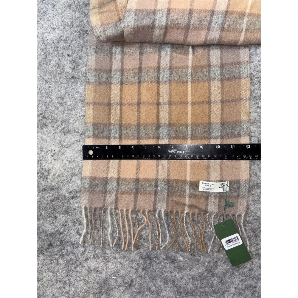 NWT Shepherds Land Lambswool Natural Buchanan Tan Scarf Fringe Scottish Plaid‎